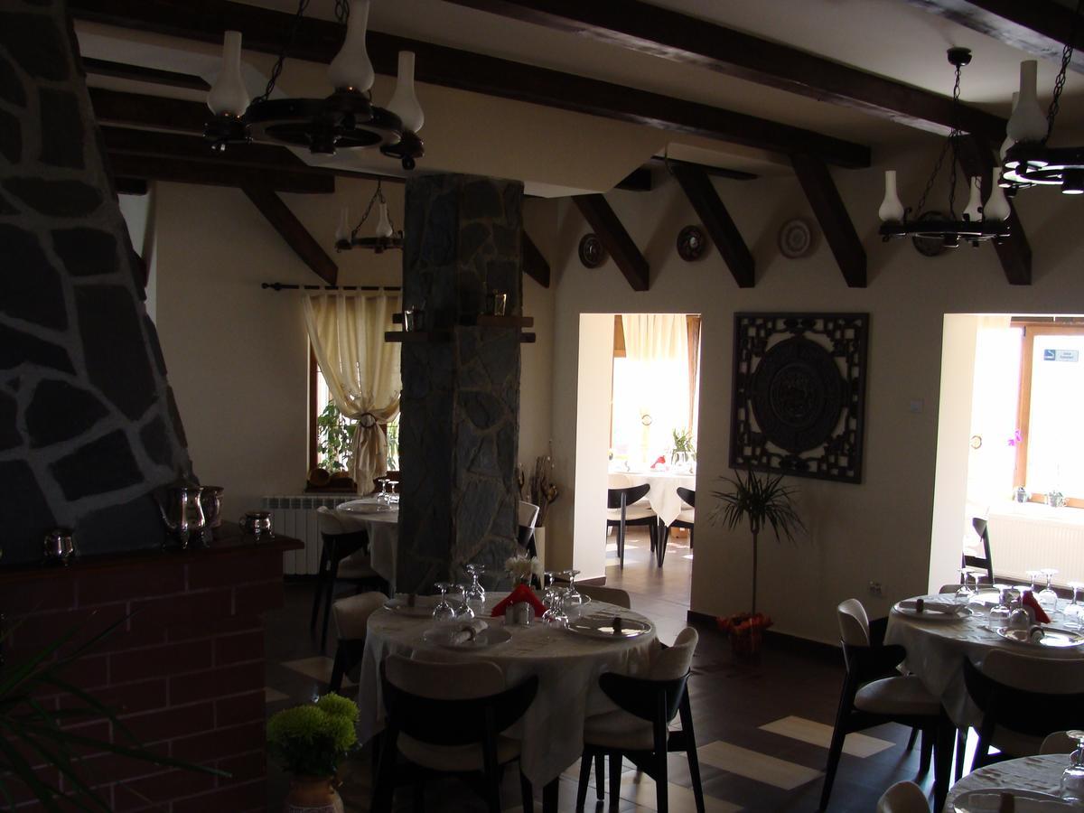 Pensiunea Taverna Bucium Iasi Eksteriør bilde