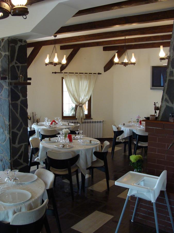 Pensiunea Taverna Bucium Iasi Eksteriør bilde