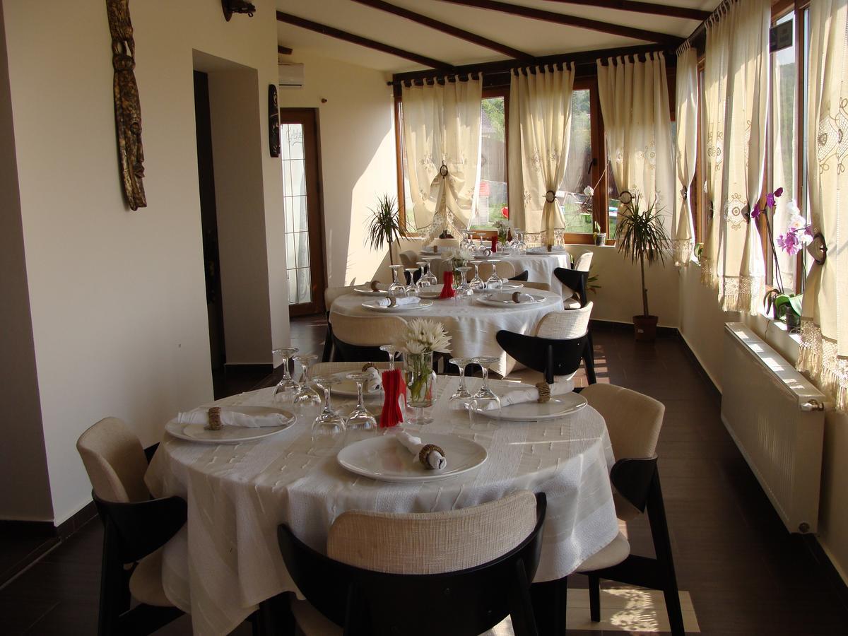 Pensiunea Taverna Bucium Iasi Eksteriør bilde